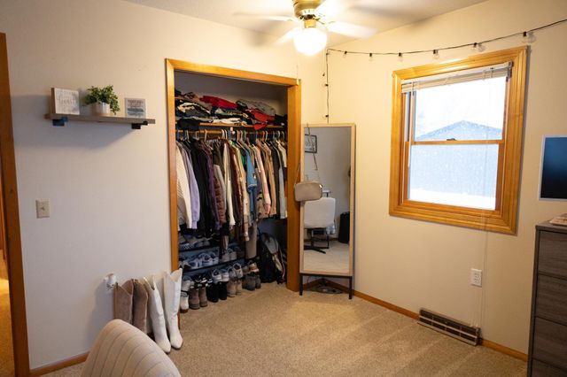 208 E 2nd Street, Adrian, MN 56110