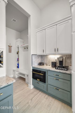 5805 Hidden Village Court, El Paso, TX 79932