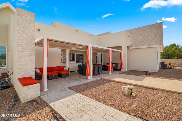 5805 Hidden Village Court, El Paso, TX 79932