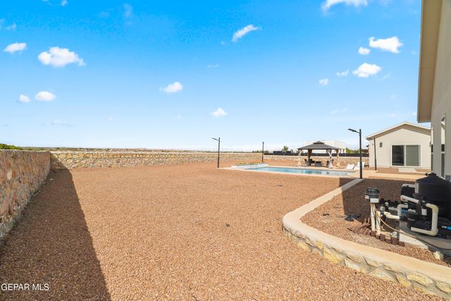 5805 Hidden Village Court, El Paso, TX 79932