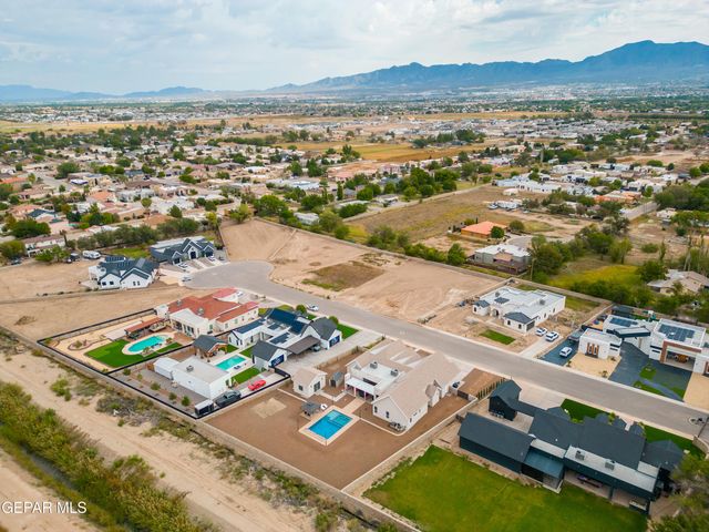 5805 Hidden Village Court, El Paso, TX 79932