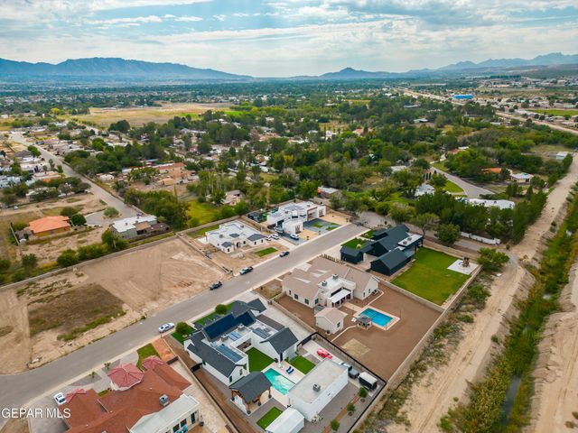 5805 Hidden Village Court, El Paso, TX 79932