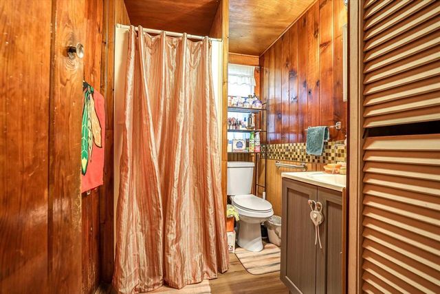 N3062 Uranus ROAD, Lake Geneva, WI 53147