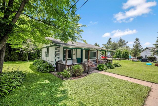 N3062 Uranus ROAD, Lake Geneva, WI 53147