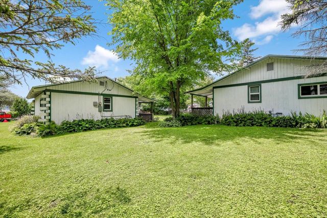 N3062 Uranus ROAD, Lake Geneva, WI 53147