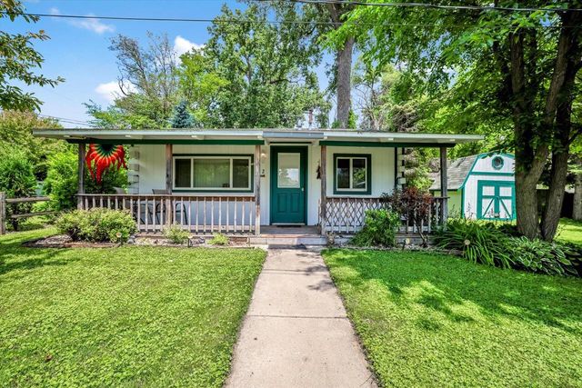 N3062 Uranus ROAD, Lake Geneva, WI 53147