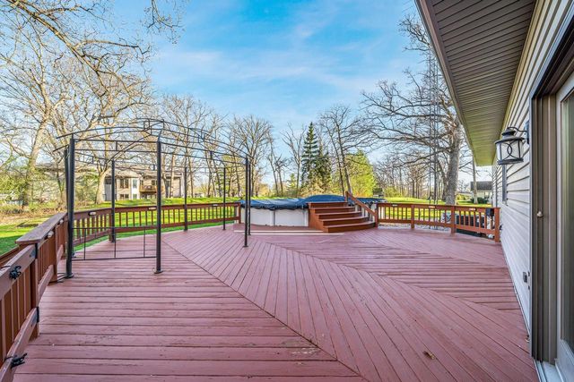 1840 CROWN DRIVE, Oshkosh, WI 54904