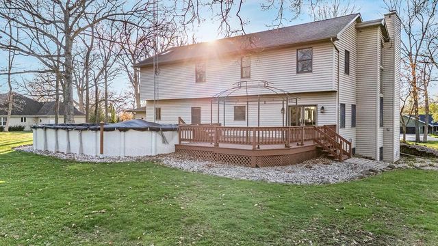 1840 CROWN DRIVE, Oshkosh, WI 54904