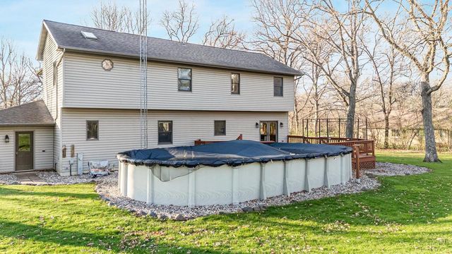 1840 CROWN DRIVE, Oshkosh, WI 54904