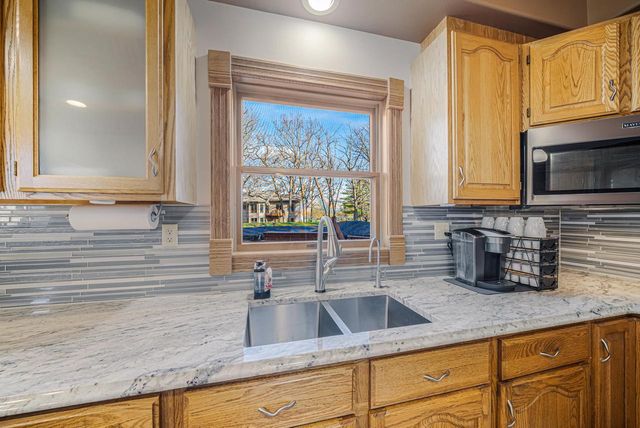 1840 CROWN DRIVE, Oshkosh, WI 54904