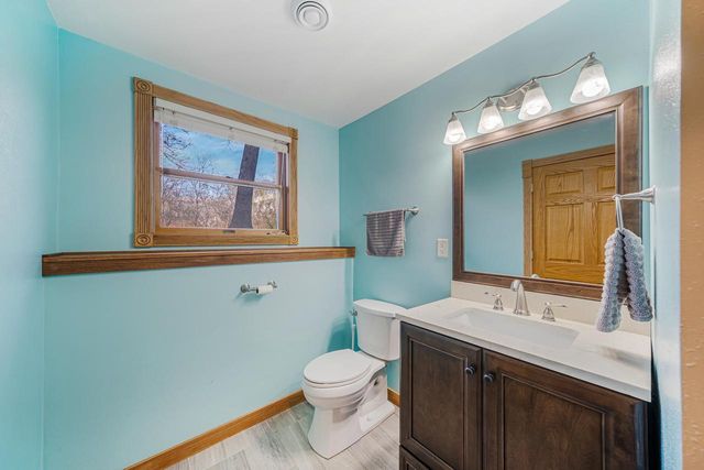 1840 CROWN DRIVE, Oshkosh, WI 54904