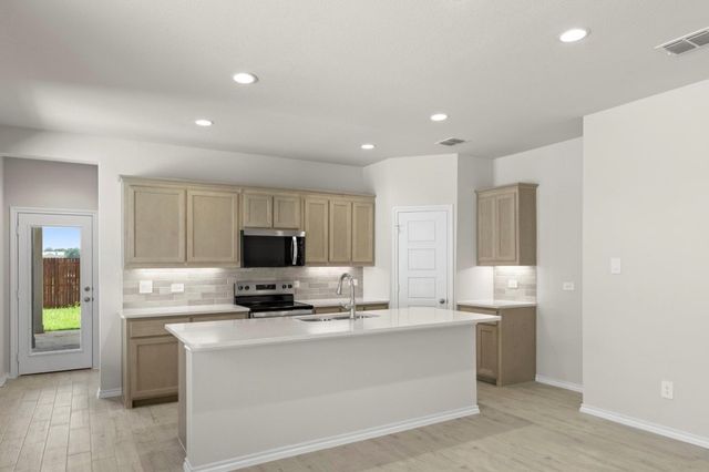 1641 Meadow Crest Drive, Aubrey, TX 76227