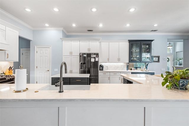 902 HANOVER WAY, Lakeland, FL 33813