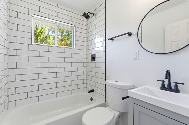 1804 Kelton Avenue, Columbus, OH 43207