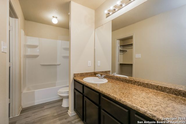 2030 Catfish Pond, San Antonio, TX 78224