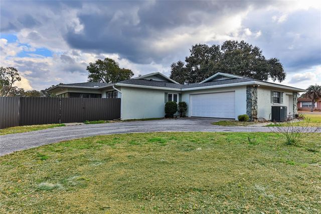 8801 E CRESCO LANE, Inverness, FL 34450