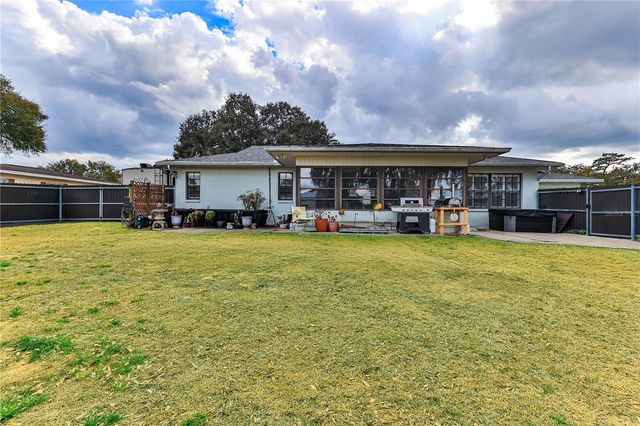 8801 E CRESCO LANE, Inverness, FL 34450