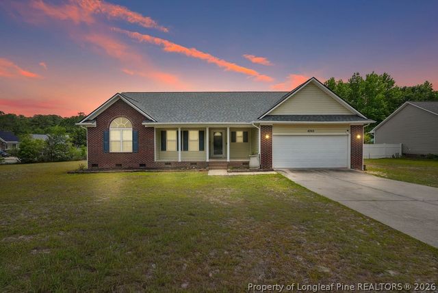 4225 Redmill Lane, Hope Mills, NC 28348