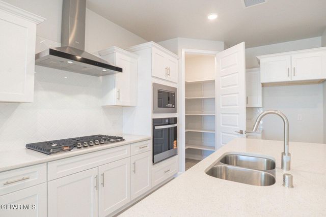 14029 Paseo Central Ave Avenue, Horizon City, TX 79928