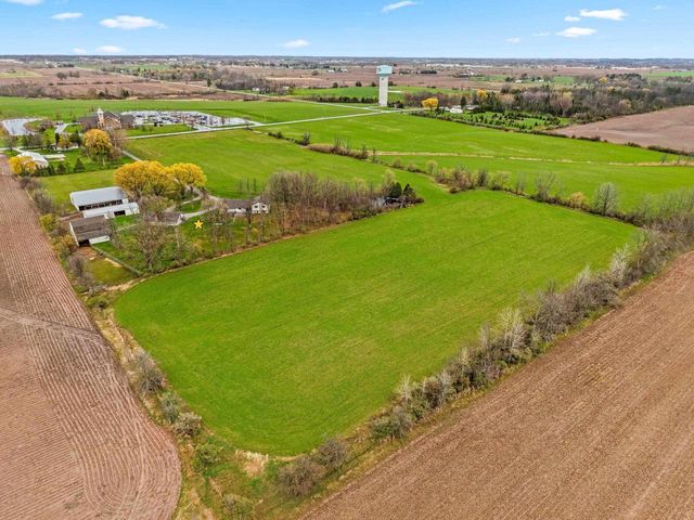 3434 WILLOW ROAD, Green Bay, WI 54311