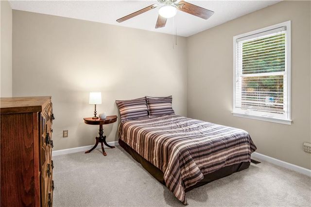 560 Saddle Crest Drive, Roswell, GA 30075