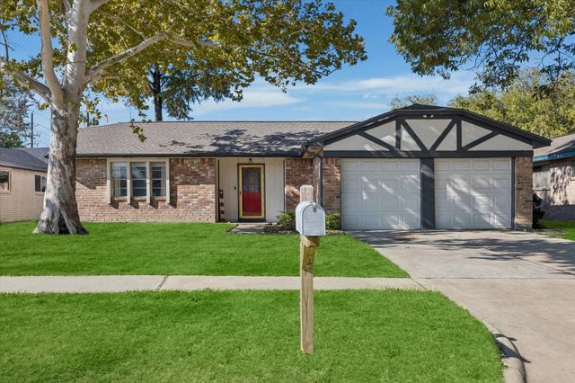 11207 Rousseau Drive, Houston, TX 77065