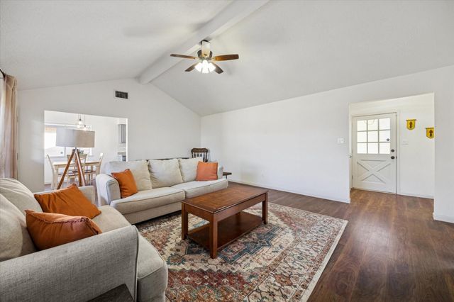 11207 Rousseau Drive, Houston, TX 77065