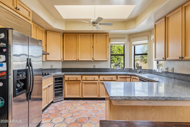 2012 E NORTHVIEW Avenue, Phoenix, AZ 85020