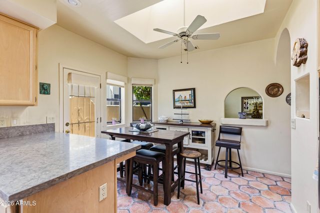 2012 E NORTHVIEW Avenue, Phoenix, AZ 85020