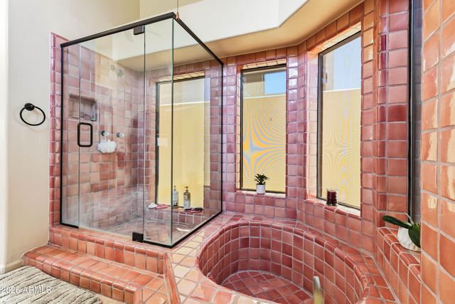 2012 E NORTHVIEW Avenue, Phoenix, AZ 85020