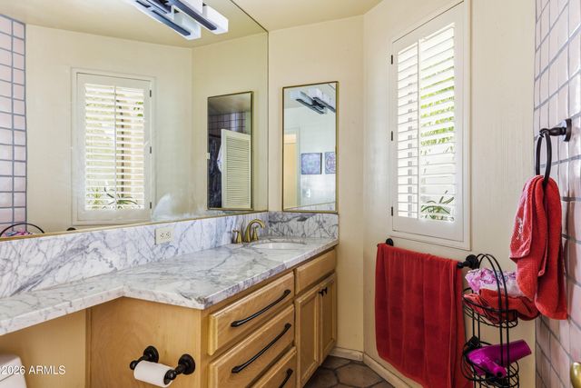 2012 E NORTHVIEW Avenue, Phoenix, AZ 85020