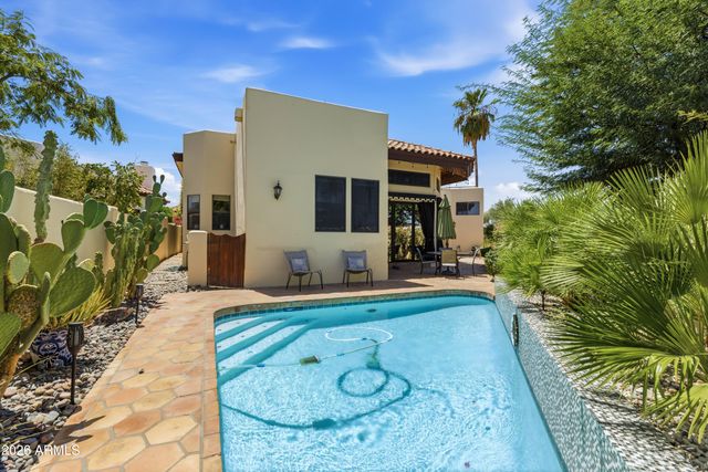 2012 E NORTHVIEW Avenue, Phoenix, AZ 85020
