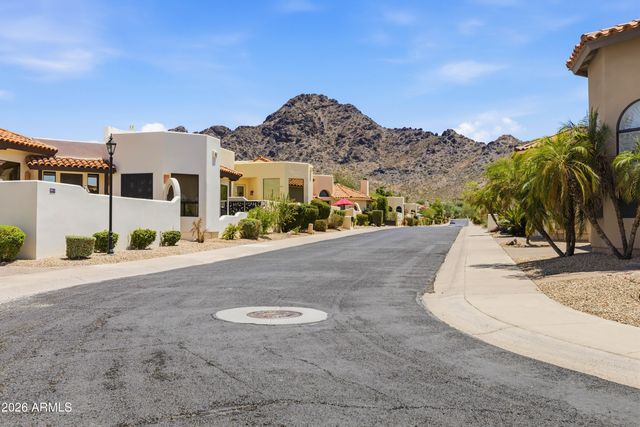 2012 E NORTHVIEW Avenue, Phoenix, AZ 85020