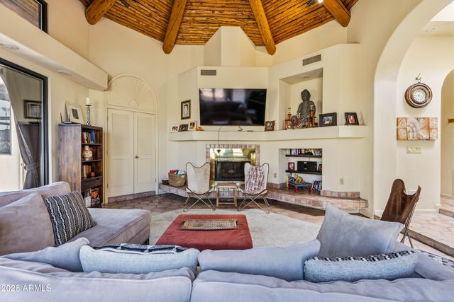 2012 E NORTHVIEW Avenue, Phoenix, AZ 85020