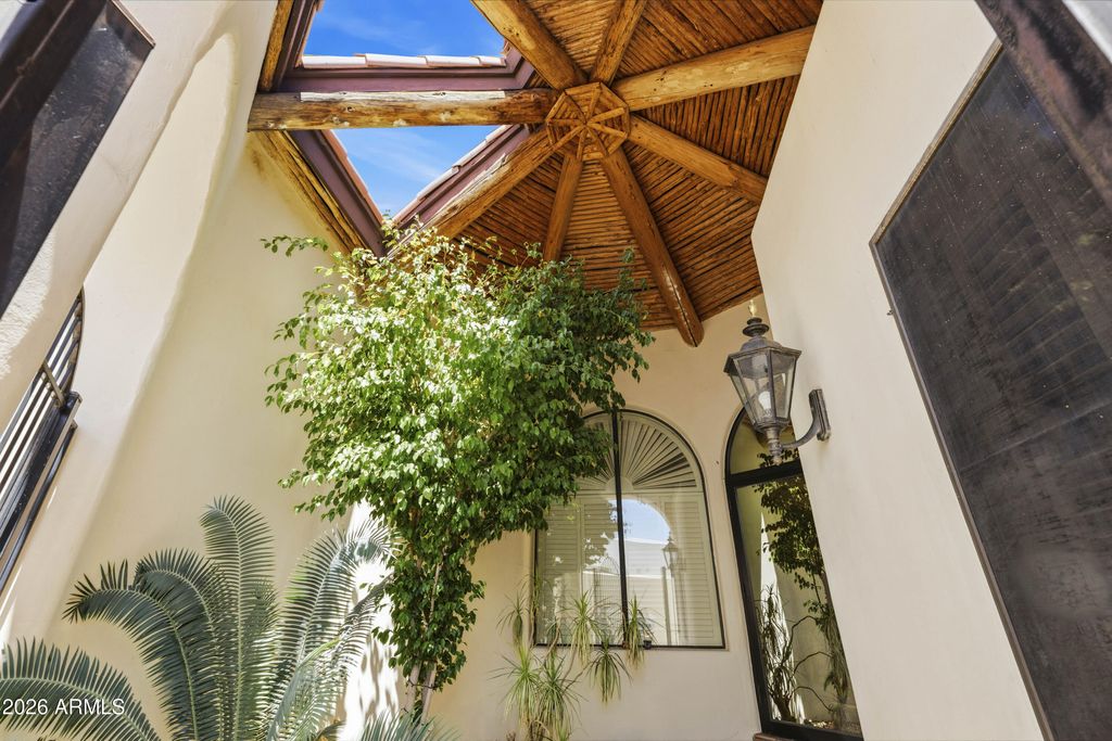 2012 E NORTHVIEW Avenue, Phoenix, AZ 85020 — photo 3
