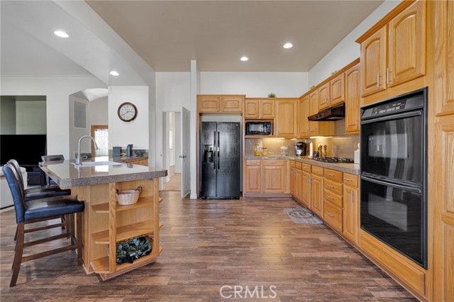 19274 Kanbridge Street, Apple Valley, CA 92308