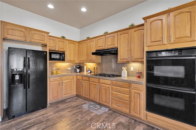 19274 Kanbridge Street, Apple Valley, CA 92308