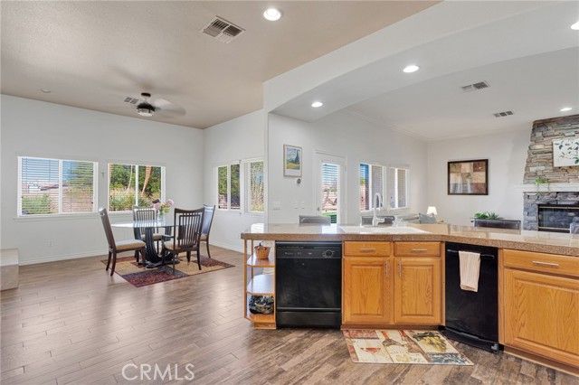 19274 Kanbridge Street, Apple Valley, CA 92308