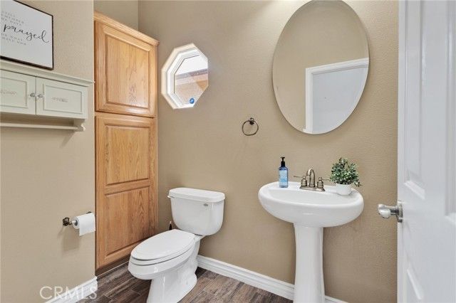 19274 Kanbridge Street, Apple Valley, CA 92308