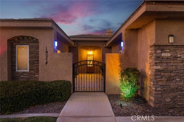 19274 Kanbridge Street, Apple Valley, CA 92308