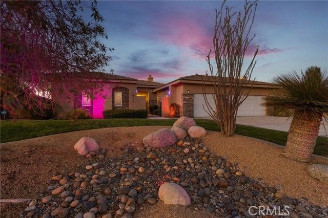 19274 Kanbridge Street, Apple Valley, CA 92308
