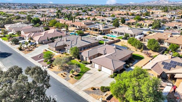 19274 Kanbridge Street, Apple Valley, CA 92308