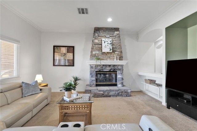 19274 Kanbridge Street, Apple Valley, CA 92308