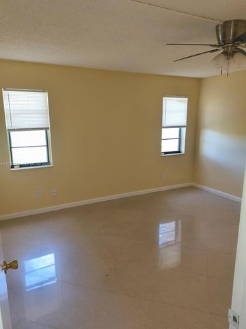 7941 Southgate Blvd A3, North Lauderdale, FL 33068