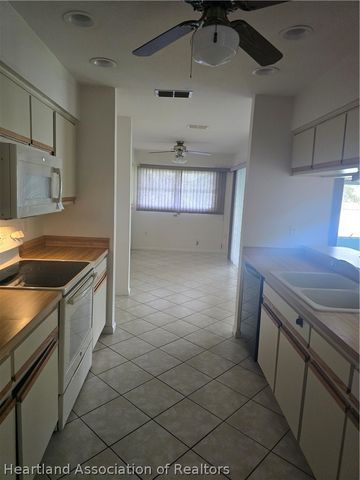 6228 Aquavista Drive, Sebring, FL 33876