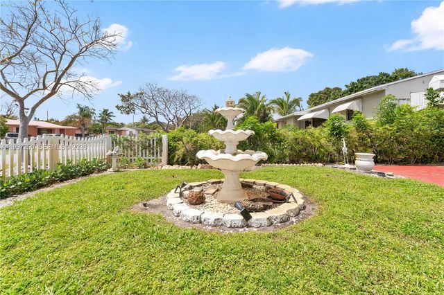 1335 NW 129th St, North Miami, FL 33167