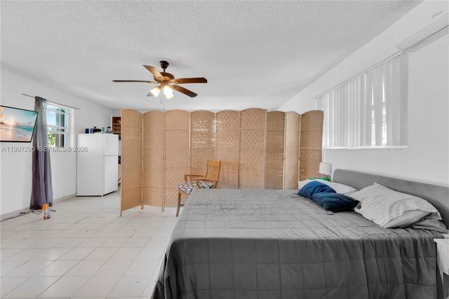 1335 NW 129th St, North Miami, FL 33167