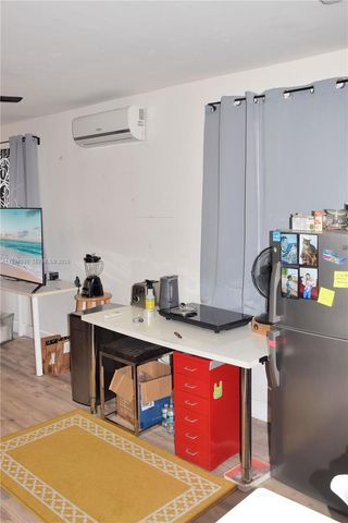 1335 NW 129th St, North Miami, FL 33167