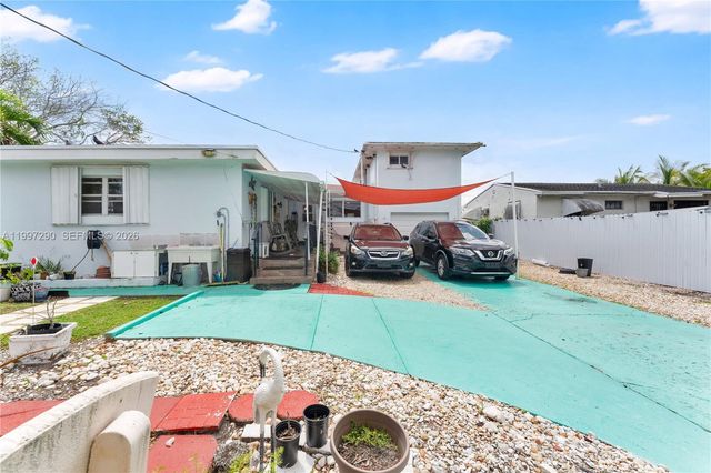 1335 NW 129th St, North Miami, FL 33167