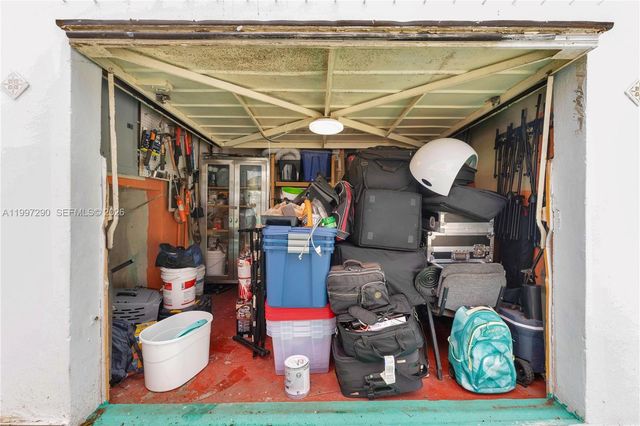 1335 NW 129th St, North Miami, FL 33167